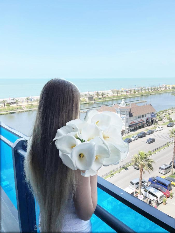 Sea ​​View In Orbi City Batumi Exteriör bild