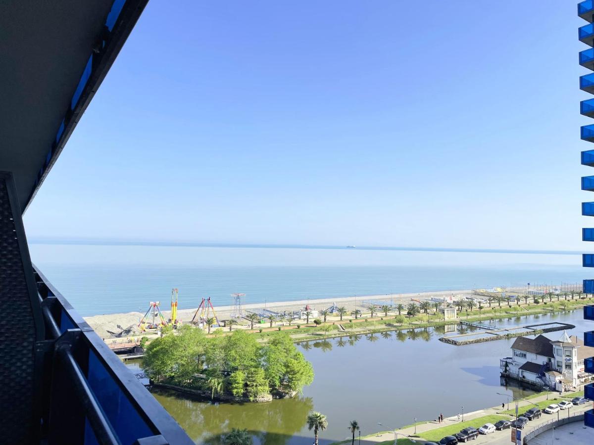 Sea ​​View In Orbi City Batumi Exteriör bild