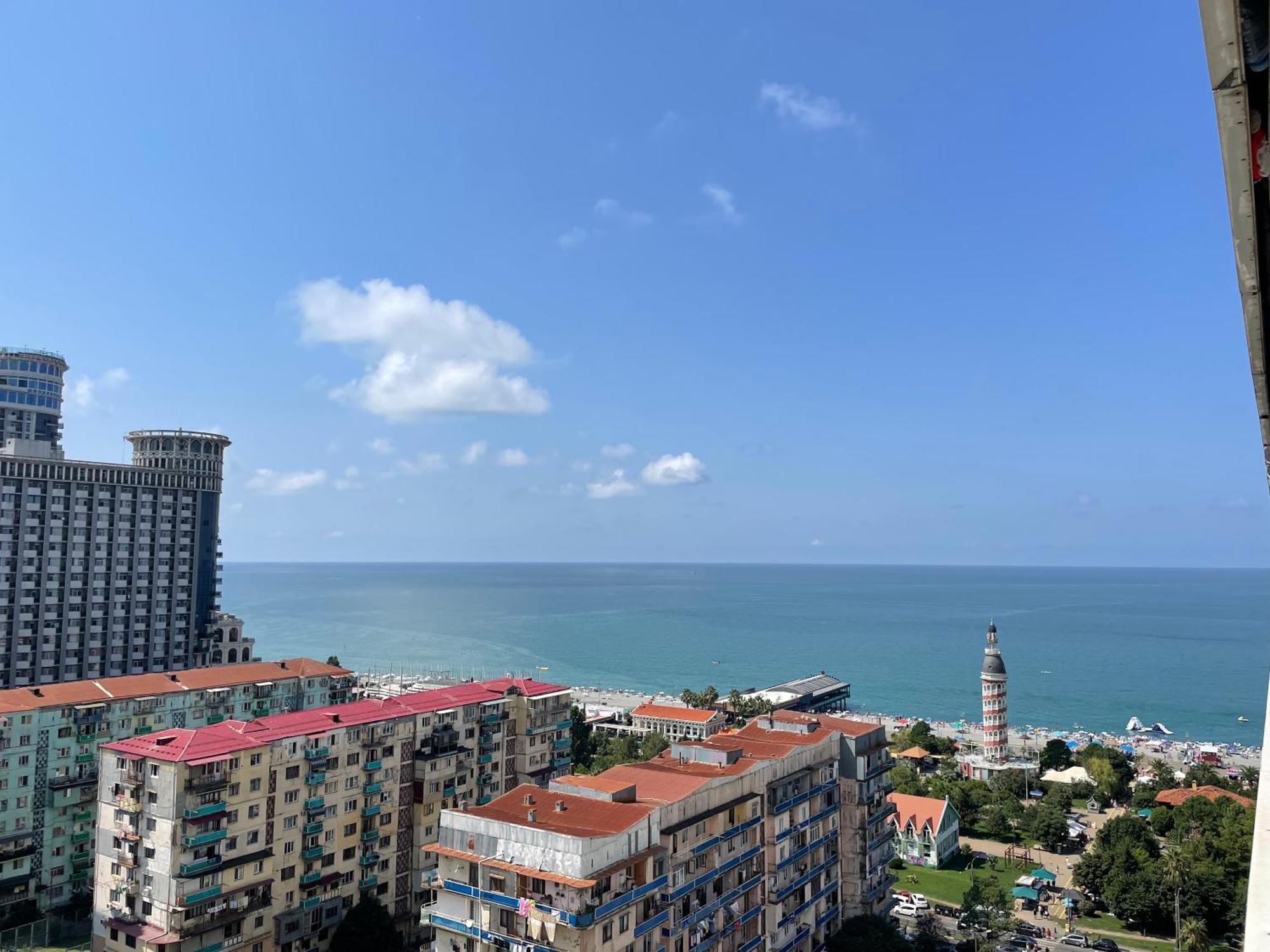 Sea ​​View In Orbi City Batumi Exteriör bild
